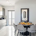 Vilă Pietro Private - Serviced By Pietro Boutique *